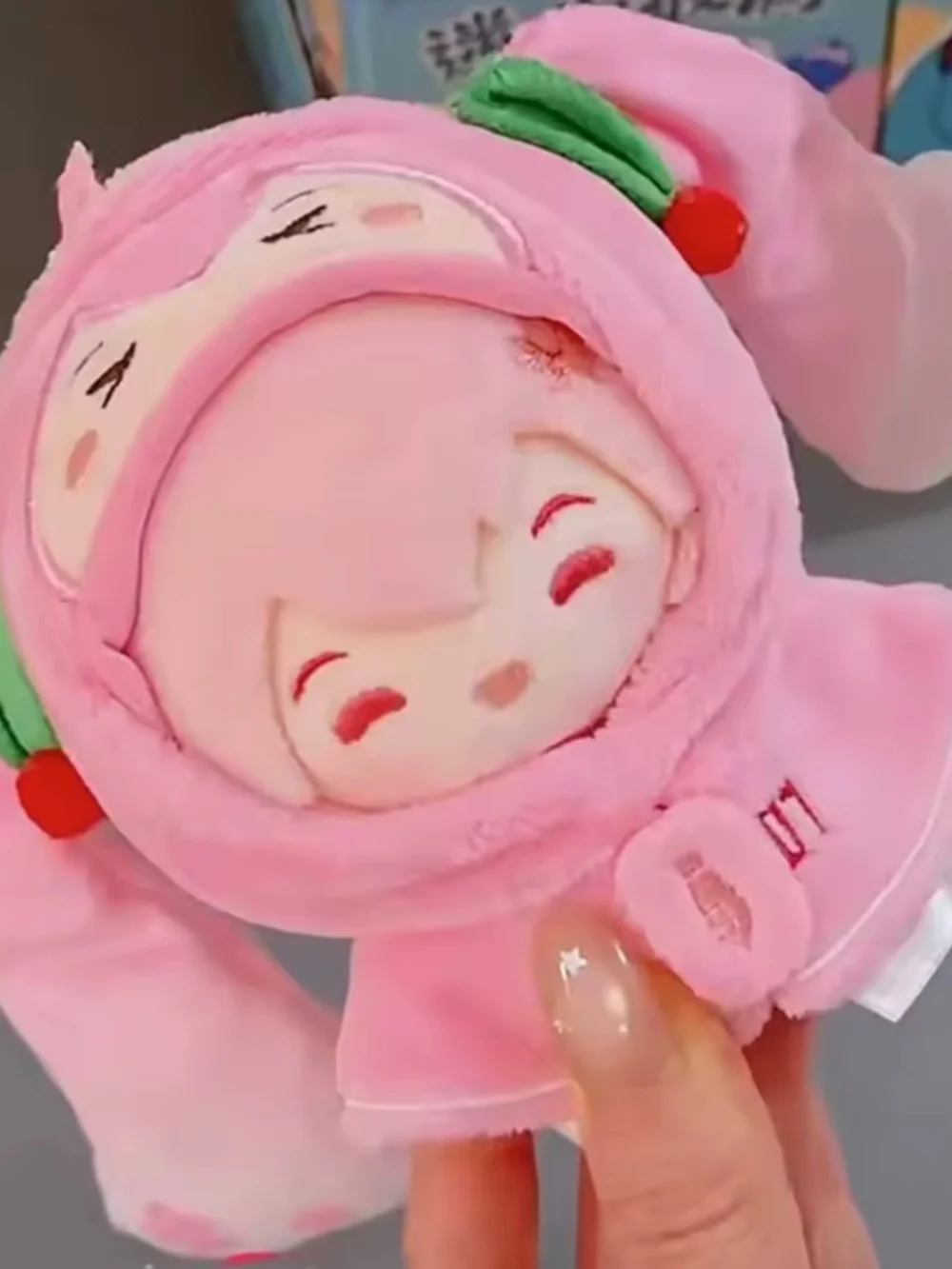 Hatsune Miku & Vocaloids with Poncho Mini Plush Keychain Blind Box  ( 1PC BY
